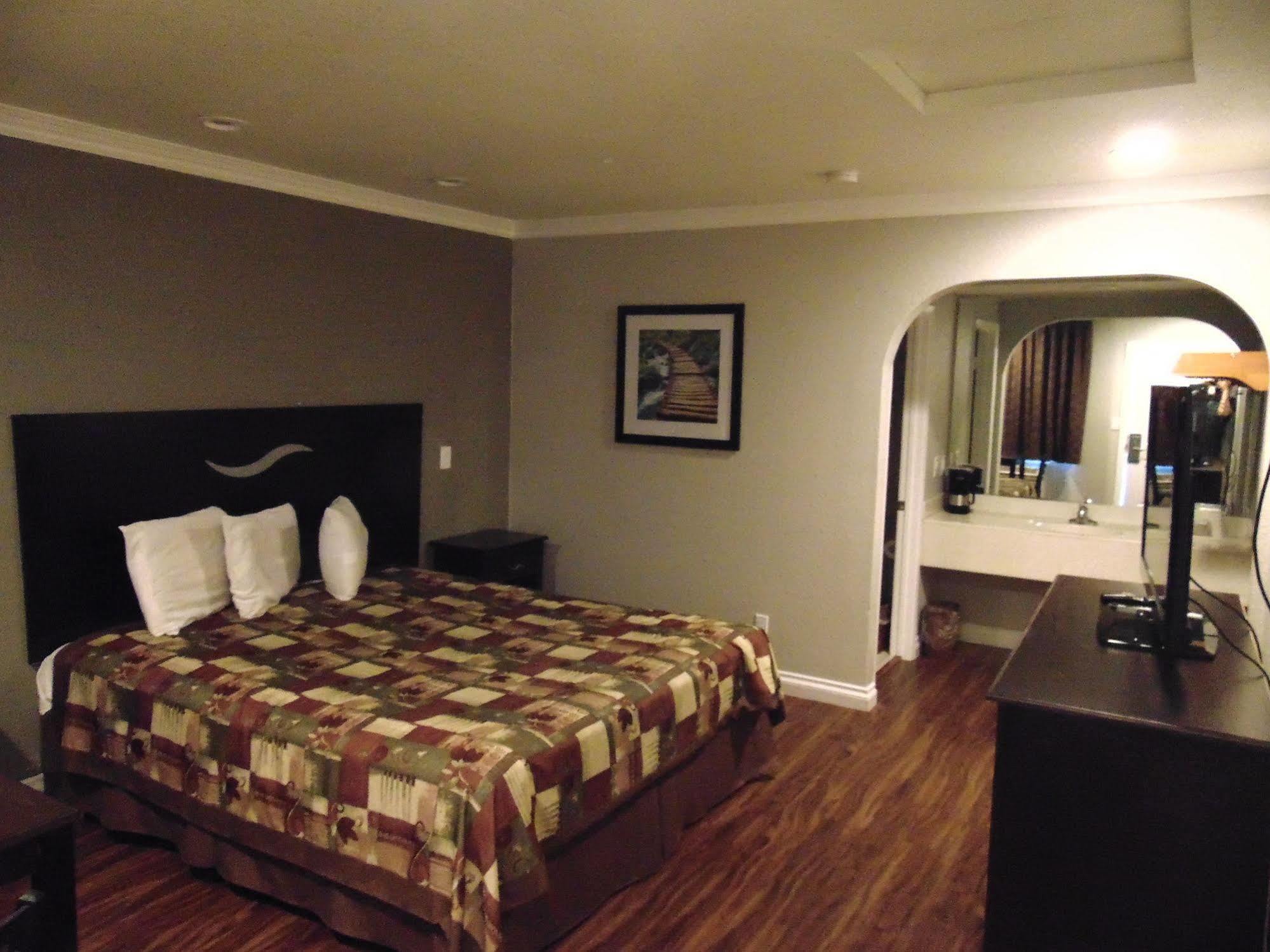West Coast Inn סנטה אנה מראה חיצוני תמונה